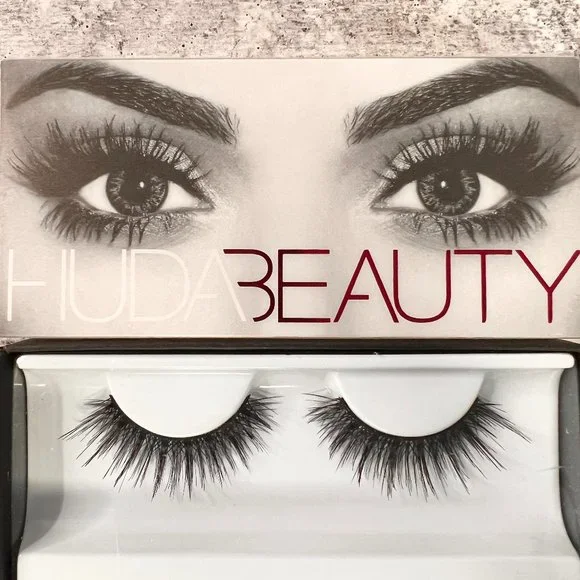 Huda Beauty Faux Mink Lash 13 Jade - Picture 1 of 2